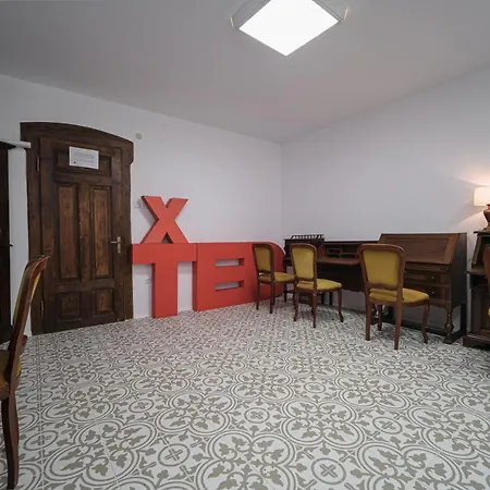 Beehive And Coworking Szálloda Várna