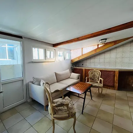 Beehive And Coworking Szálloda Várna