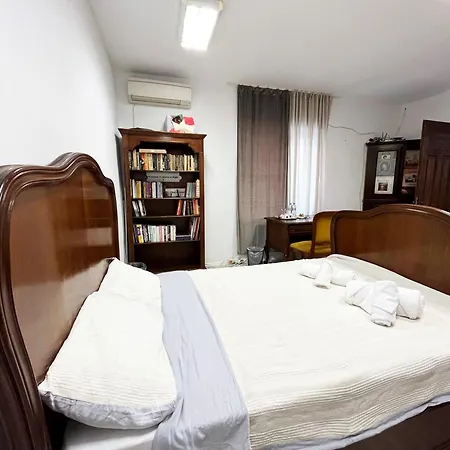 Szálloda Beehive And Coworking