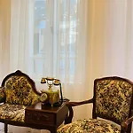 Hotel Beehive And Coworking